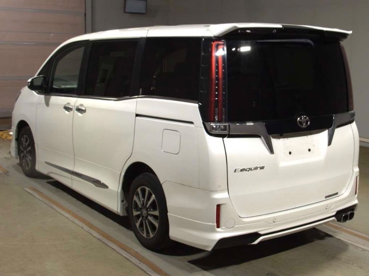 Toyota Esquire