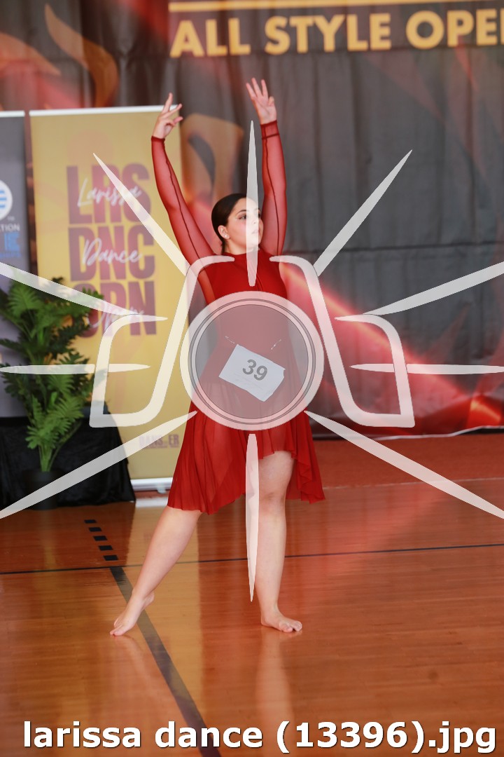 larissa dance (13396).jpg