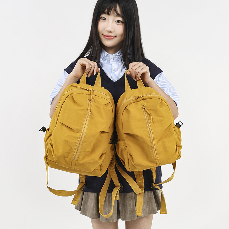 Lightweight polyester backpack, waterproof
