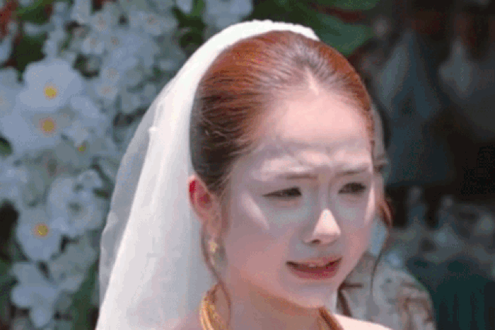 5 triệu lượt xem cô dâu có biểu cảm đáng yêu trong đám cưới - Tạp chí Tri thức