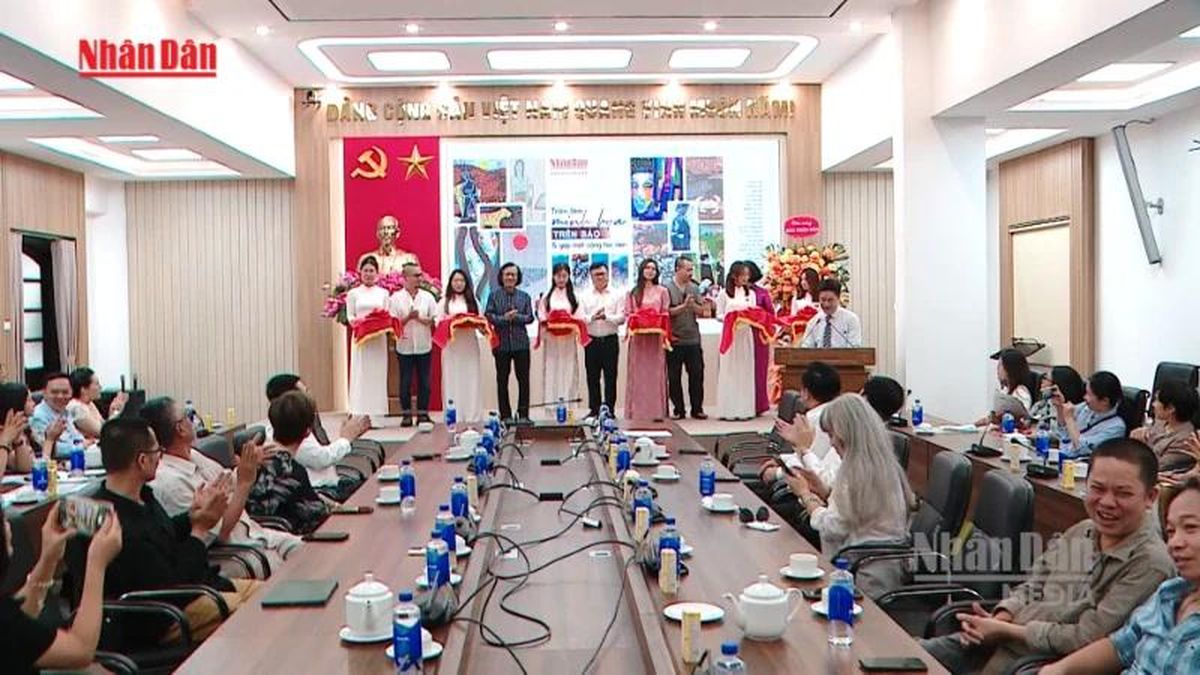 [Video] Triển lãm 'Minh họa trên báo' tôn vinh giá trị mỹ thuật báo chí - Báo Nhân Dân