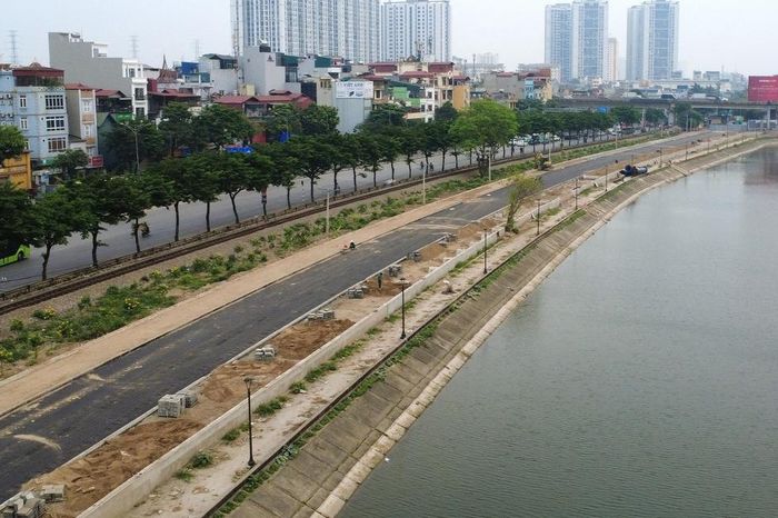 Hà Nội: Diện mạo mới của tuyến đường ven hồ Linh Đàm 'về đích' sớm 45 ngày - Chuyên trang Gia Đình &amp; Xã Hội - Báo Sức khỏe &amp; Đời sống