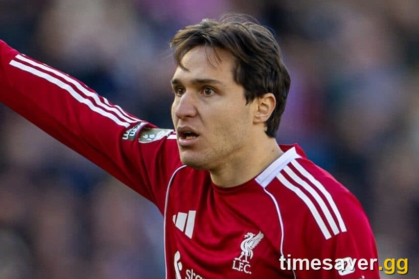 Federico Chiesa in action for Liverpool, the player behind the FUTTIES SBC card