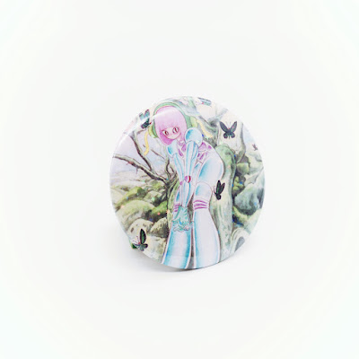 Round Badge