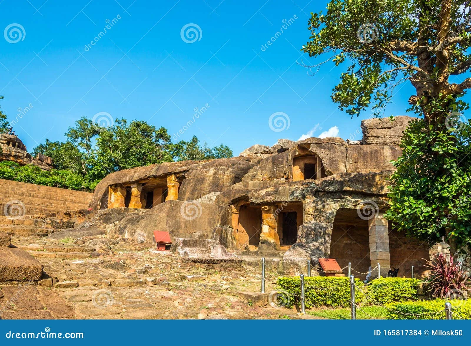 Udayagiri and Khandagiri Caves