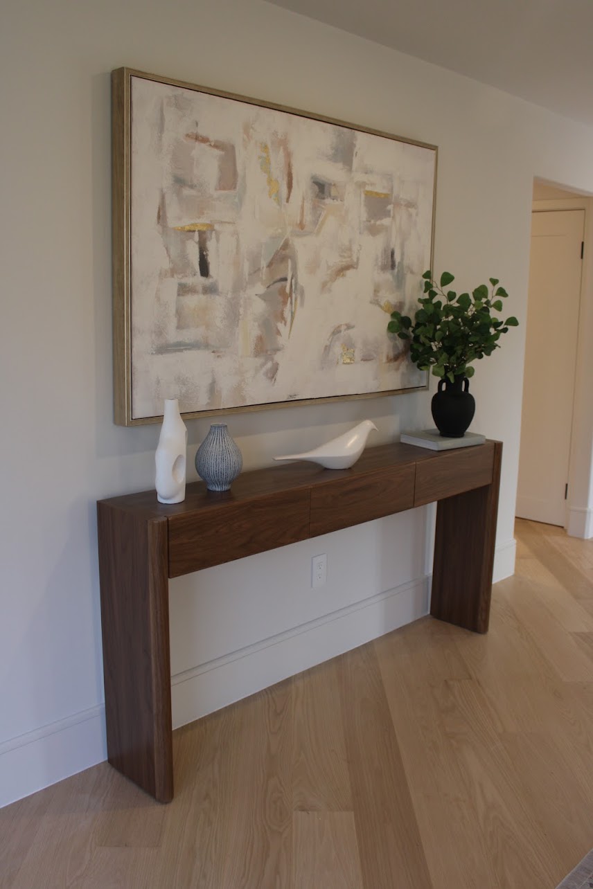 Living/Family Rooms image