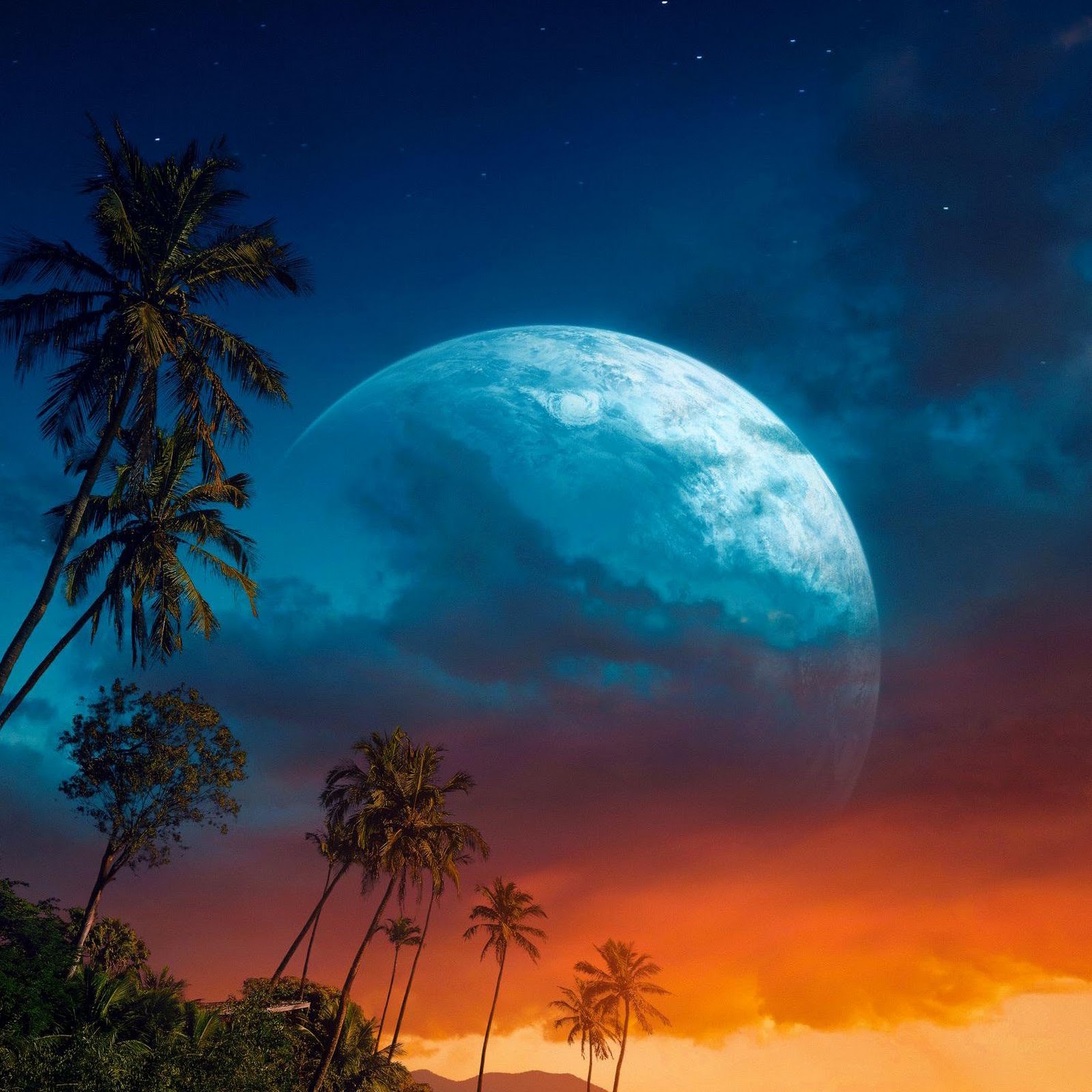 Download Giant Blue Moon Over Beach 2K iPhone