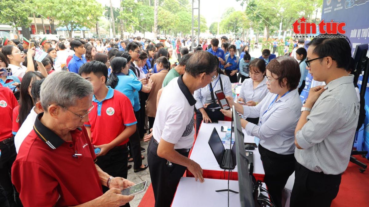 Ngày hội 'Điểm chạm số 2026' đưa công nghệ đến gần cộng đồng - Báo Tin Tức TTXVN