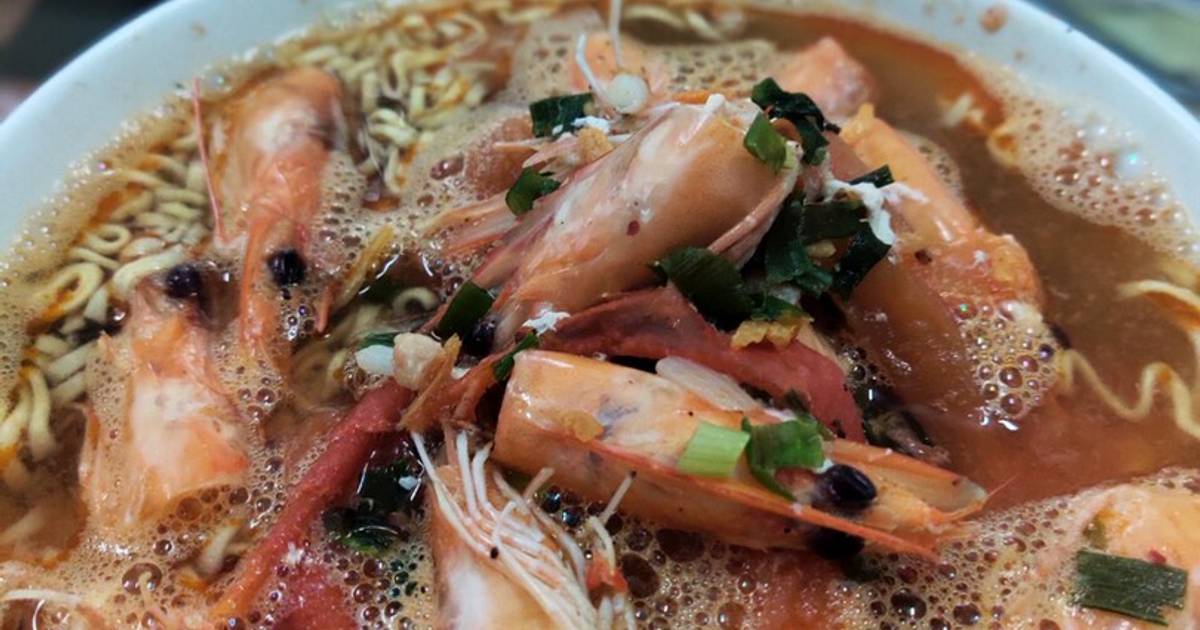 Mì tôm từ đầu tôm