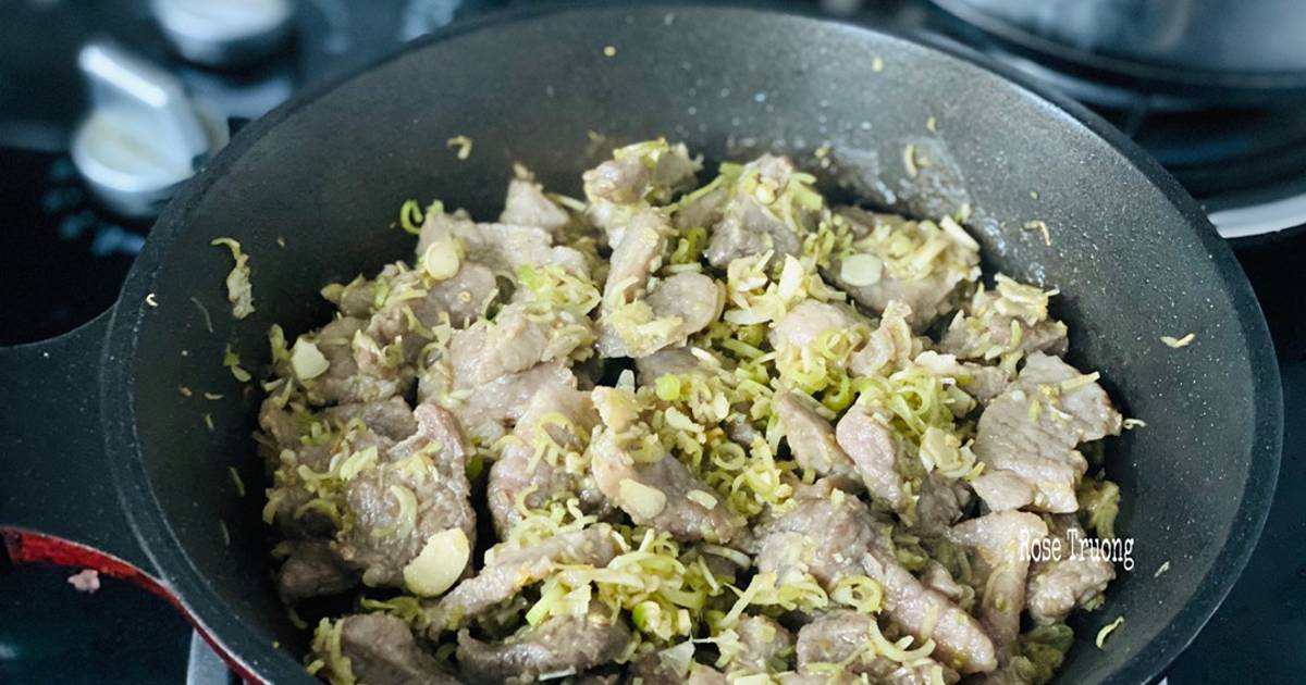 Thịt Heo Rừng Xào Sả