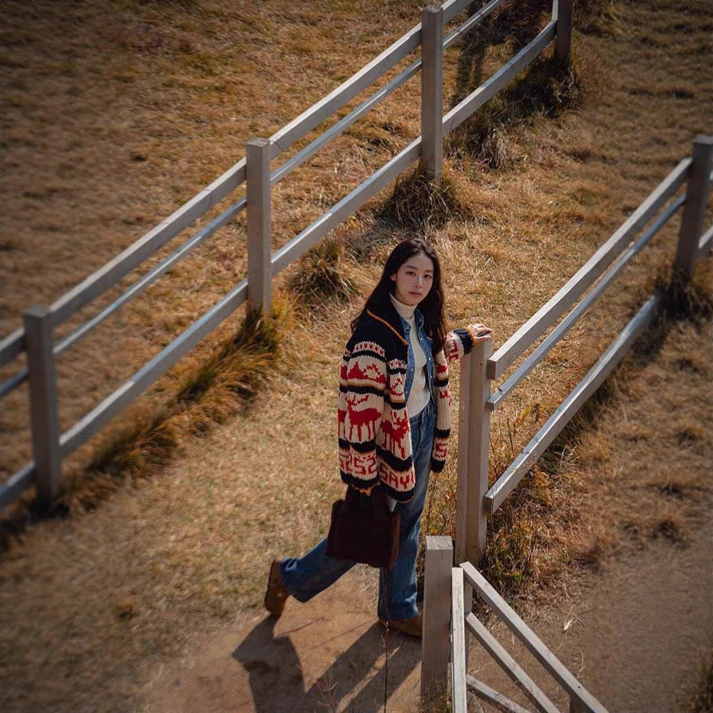 Women's Korean-style cardigan with reindeer motif