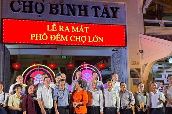 Phố đêm Chợ Lớn có gì hấp dẫn? - Báo Người Lao Động