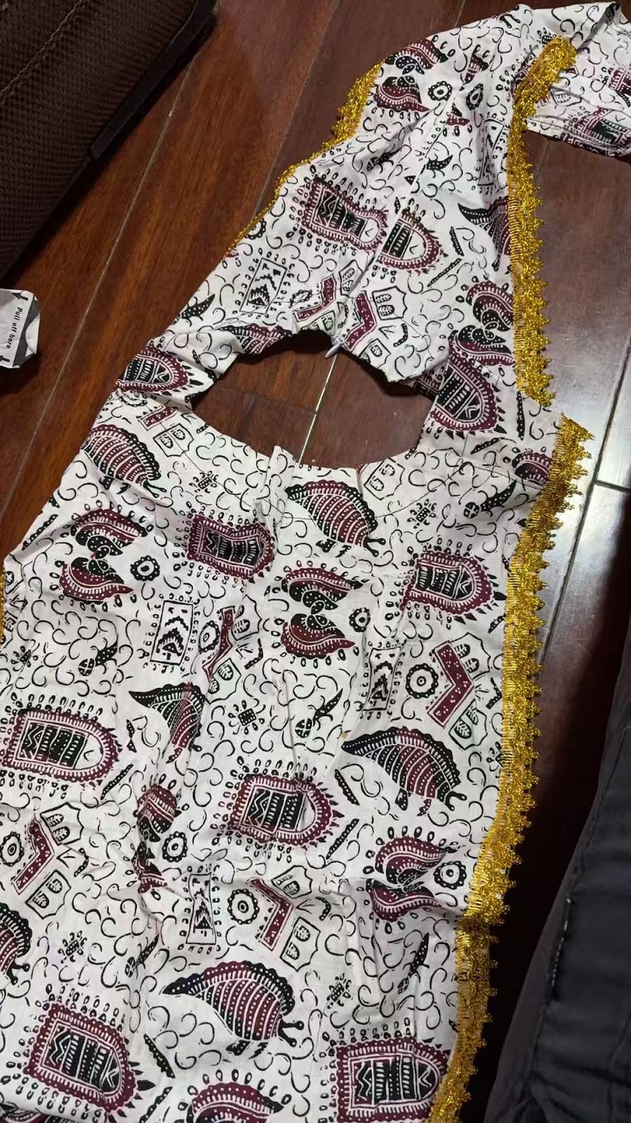 Aksesoris Adat Tunggal E