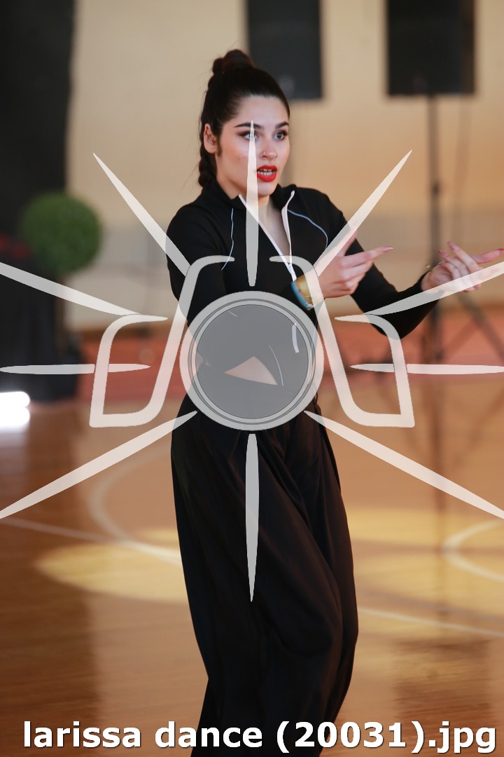 larissa dance (20031).jpg