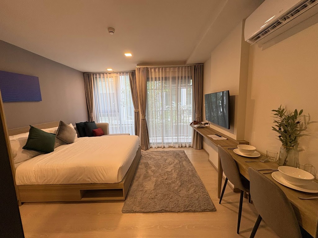 THE BASE Rise Condo · ภูเก็ต 4