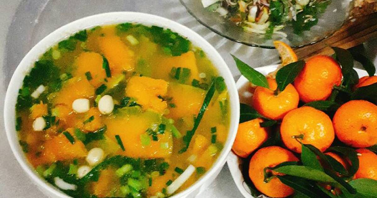 Canh bí đỏ hạt sen khô