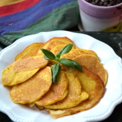 Bánh tortilla chiên đơn giản có vị ngọt và béo vừa phải. Bánh chiên chín dai thơm hương bắp và trứng đặc trưng. Tỉ lệ bột bắp và bột mì có thể điều chỉnh phù hợp khẩu vị của bạn nhé!