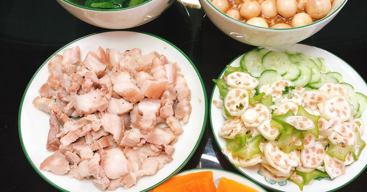 Canh cải- thịt luộc- cà pháo- đu đủ