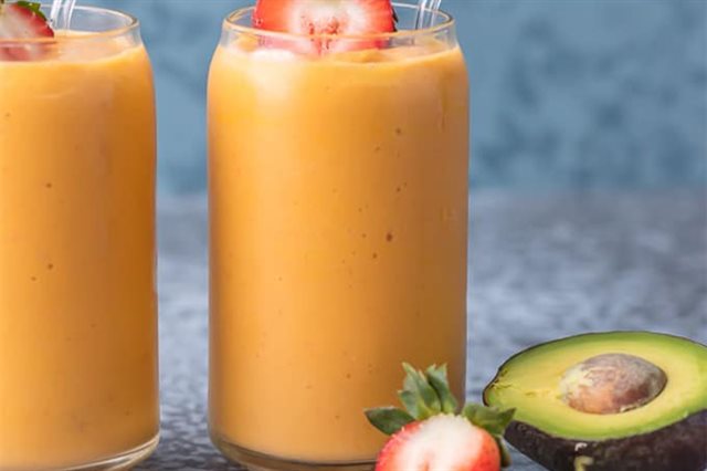 Sinh Tố Dâu Cà Rốt Xoài