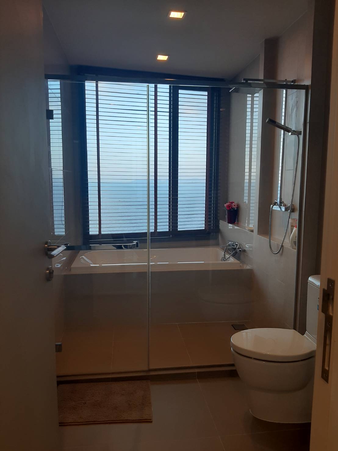 Cetus - 1 Bed, Floor 33 11