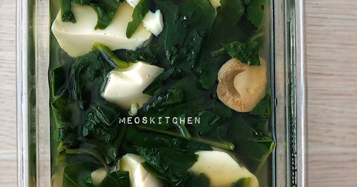 Canh mồng tơi nấu nấm rơm và đậu hũ non chay