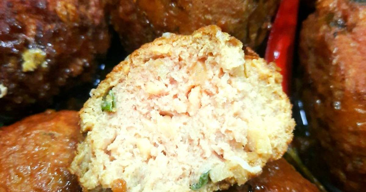 Thịt viên tứ hỉ (thịt viên đầu sư tử)