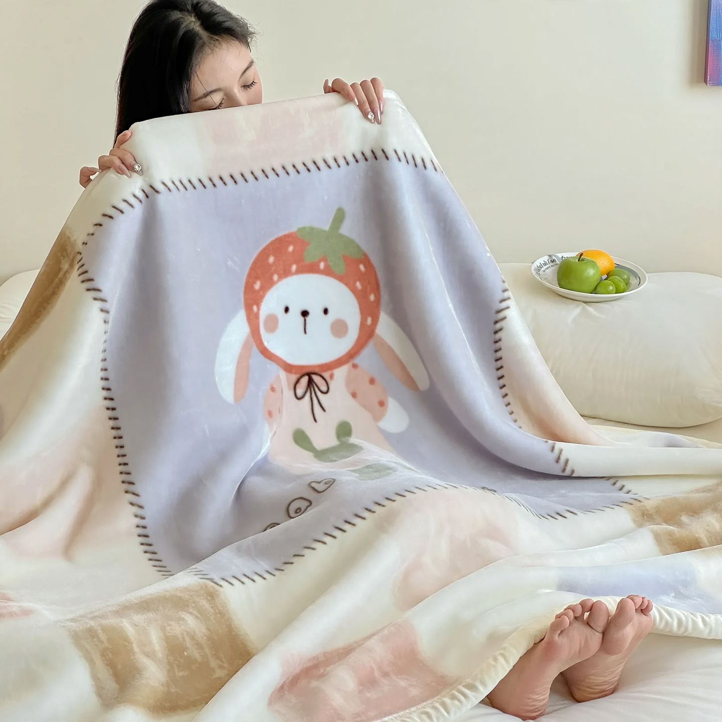 Raschel wool blanket, double-layered, reversible