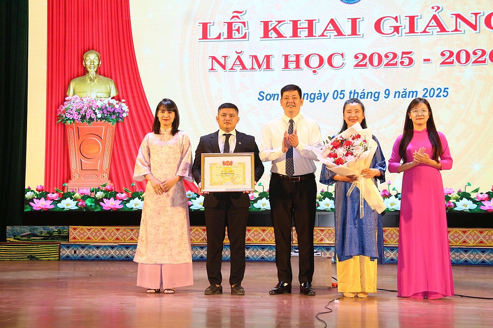 Trường Đại học Tây Bắc tổ chức lễ khai giảng Năm học 2025 - 2026