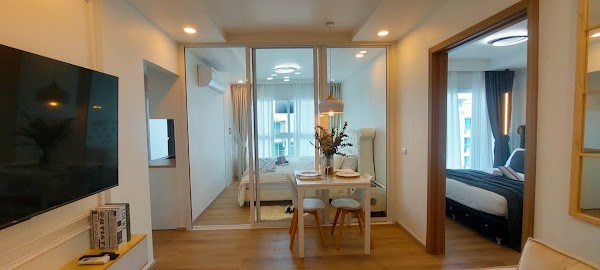 เดอะรอยัลเพลส คอนโดมิเนี่ยม