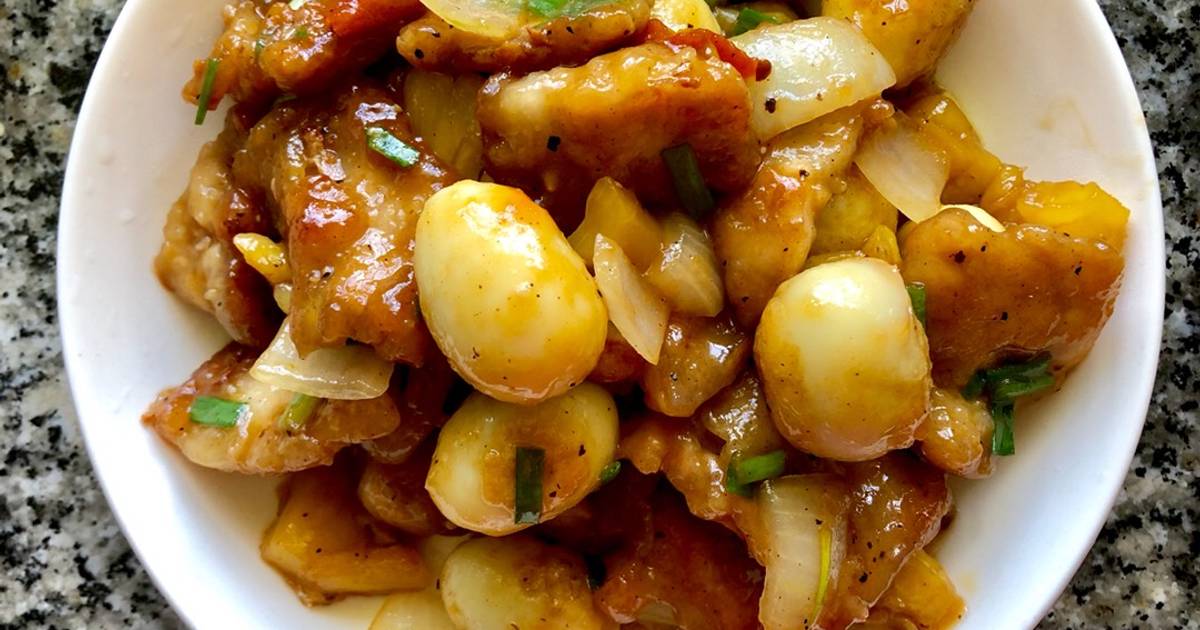 Heo cút chiên giòn sốt chua ngọt