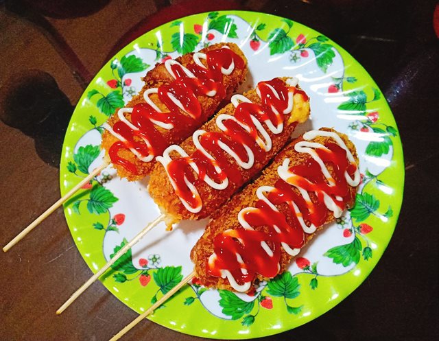 Hotdog Phô Mai Kéo Sợi Hàn Quốc
