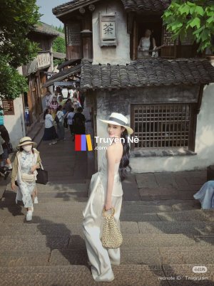 Kẻ Trộm Từ Hàng Xóm