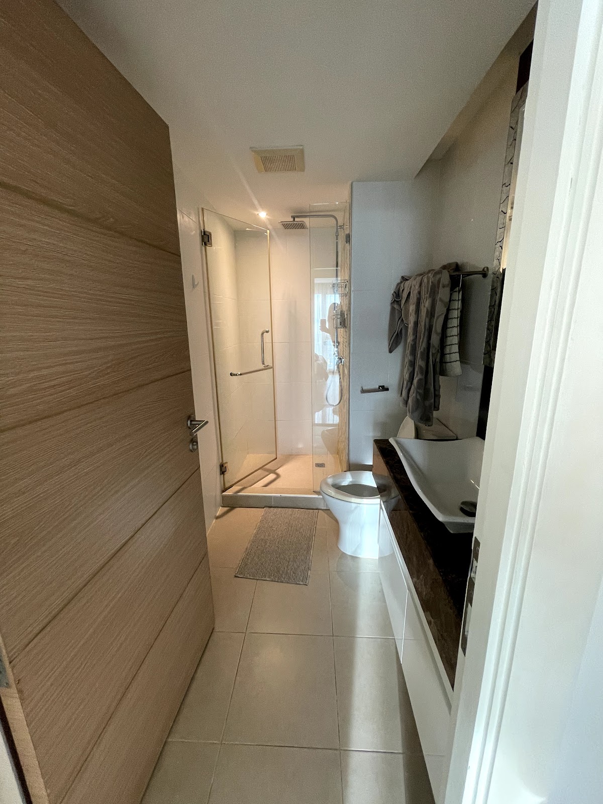 Unixx - 2 Bed, Floor 37