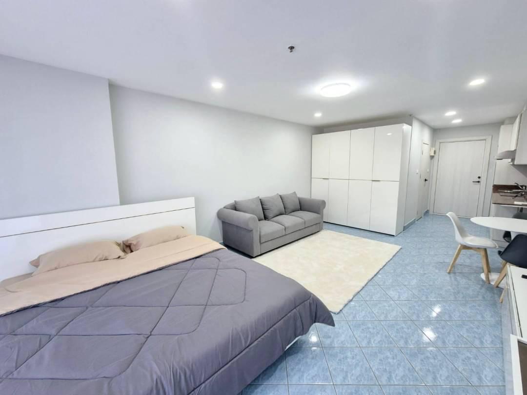 Zire A - 2 Bed, Floor 14 5