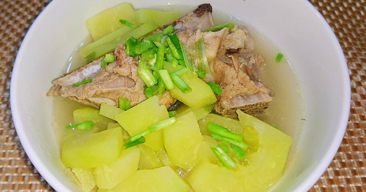Đu đủ xanh hầm xương
