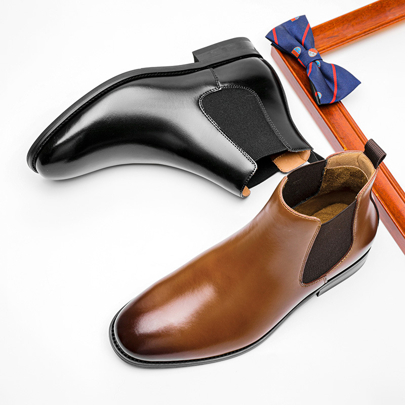Men's leather Chelsea boots, classic round
