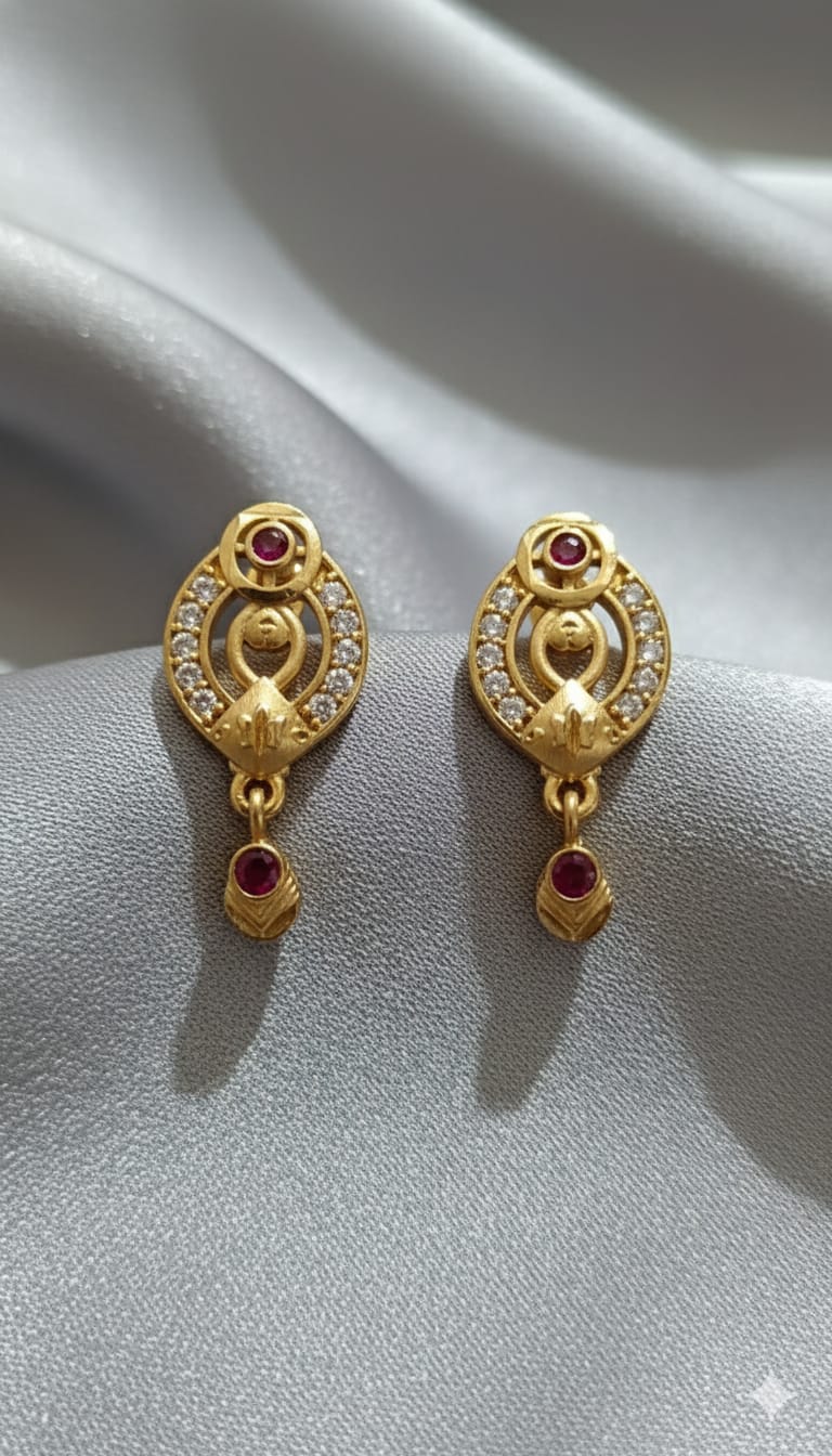 Traditional Gold Plated Royal PDE Pendant Necklace Set with Earrings for Women thumbnail 3