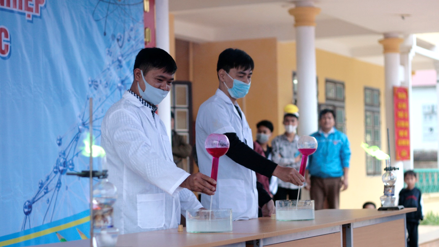 Bộ môn Hóa học, Khoa Khoa học Tự nhiên - Công nghệ tổ chức hoạt động kết nối và phục vụ cộng đồng năm học 2021 - 2022
