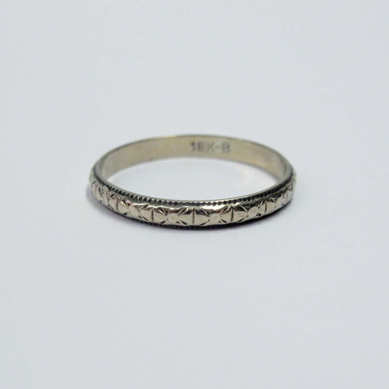 18K White Gold Etched Ring