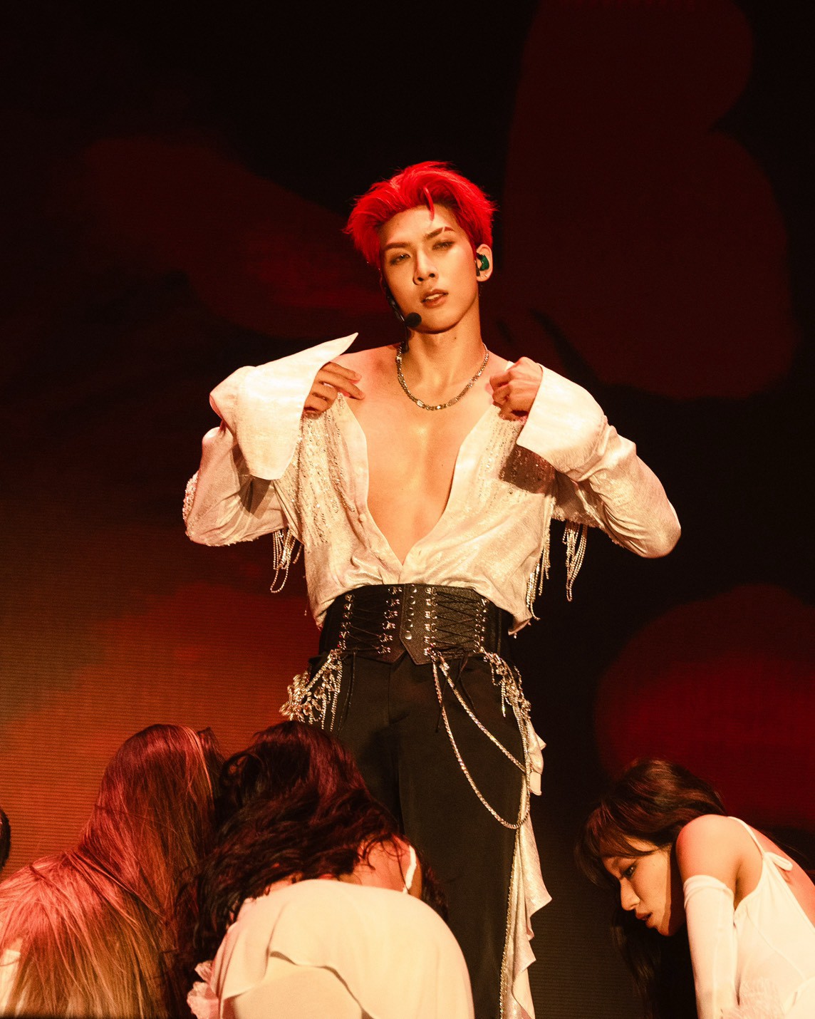 “PERSES UNCENSORED CONCERT” ปลดล็อกทุกตัวตนแบบไม่มีกั๊ก!  5 หนุ่ม PERSES โชว์ศักยภาพรอบด้าน จัดเต็มทุกโชว์สุดพลัง เปิดทุกมุมที่ไม่เคยเห็น ภาพที่ 16