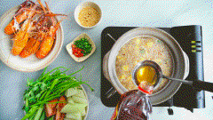 Nêm nếm vừa miệng với hạt nêm, nước mắm, đường và muối. Sau khi vừa miệng các bạn cho phần sa tế tôm vào