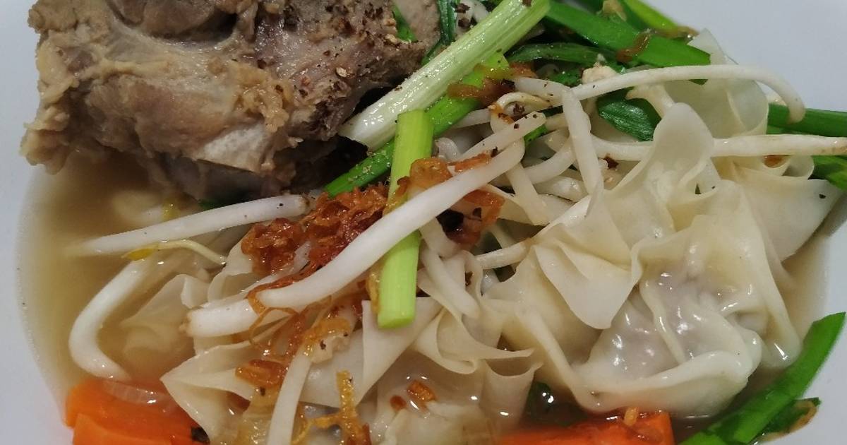 Hoành thánh tôm thịt