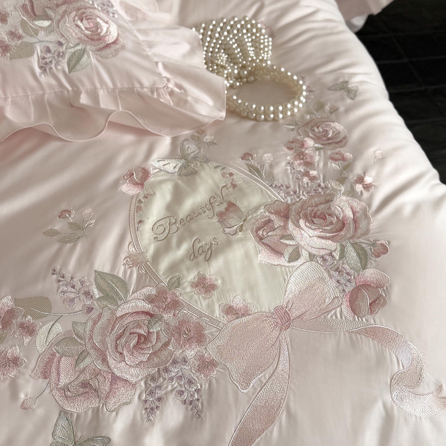 Cotton Bedding Set, 4-piece, Floral Pattern, Elegant