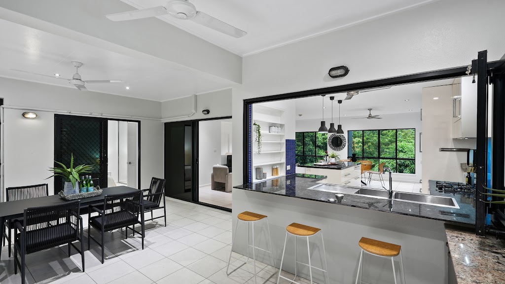 2-4 Hughes Close, Redlynch - Thumbnail 4