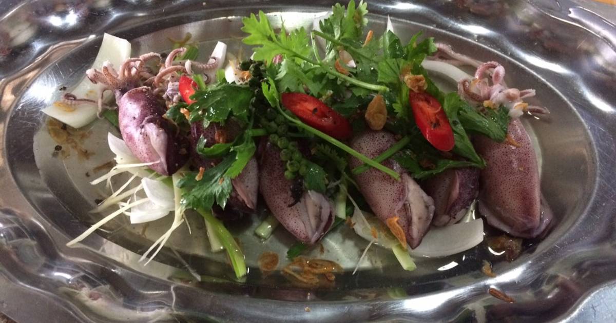 Mực trứng hấp hành gừng