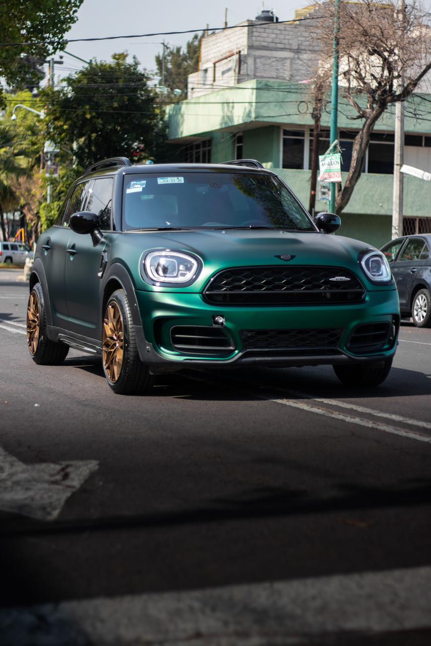 Mini Countryman 4
