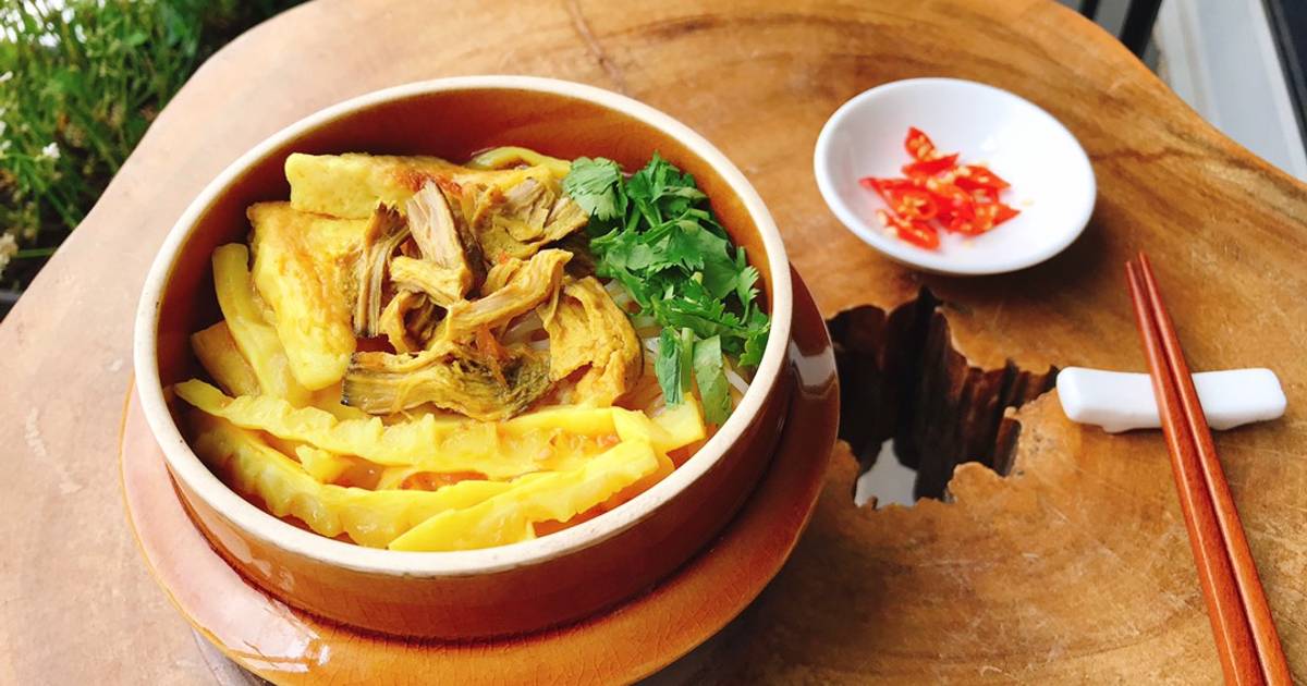 Bún măng tươi nấu nghệ