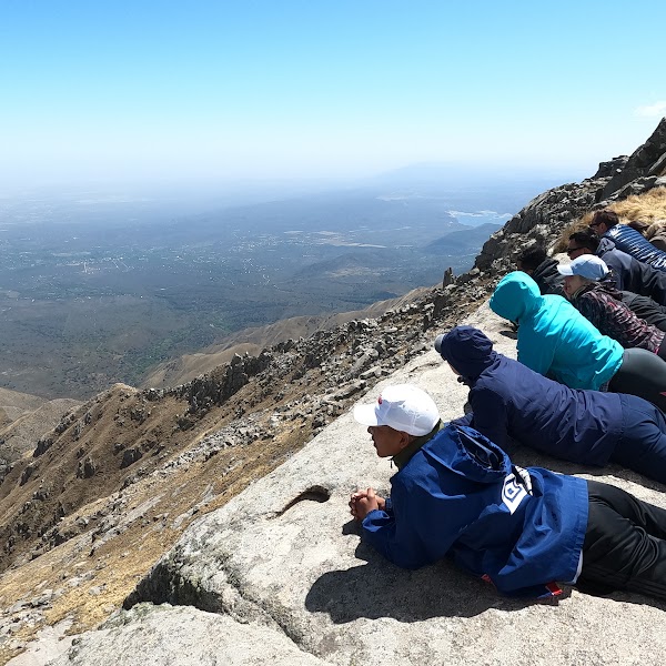 Trek Cerro Champaquí en el día