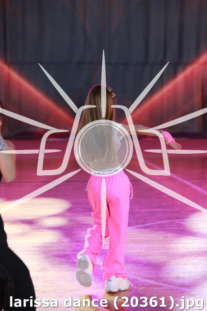larissa dance (20361).jpg