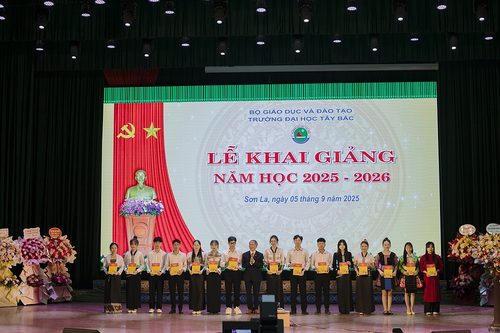 Trường Đại học Tây Bắc tổ chức lễ khai giảng Năm học 2025 - 2026